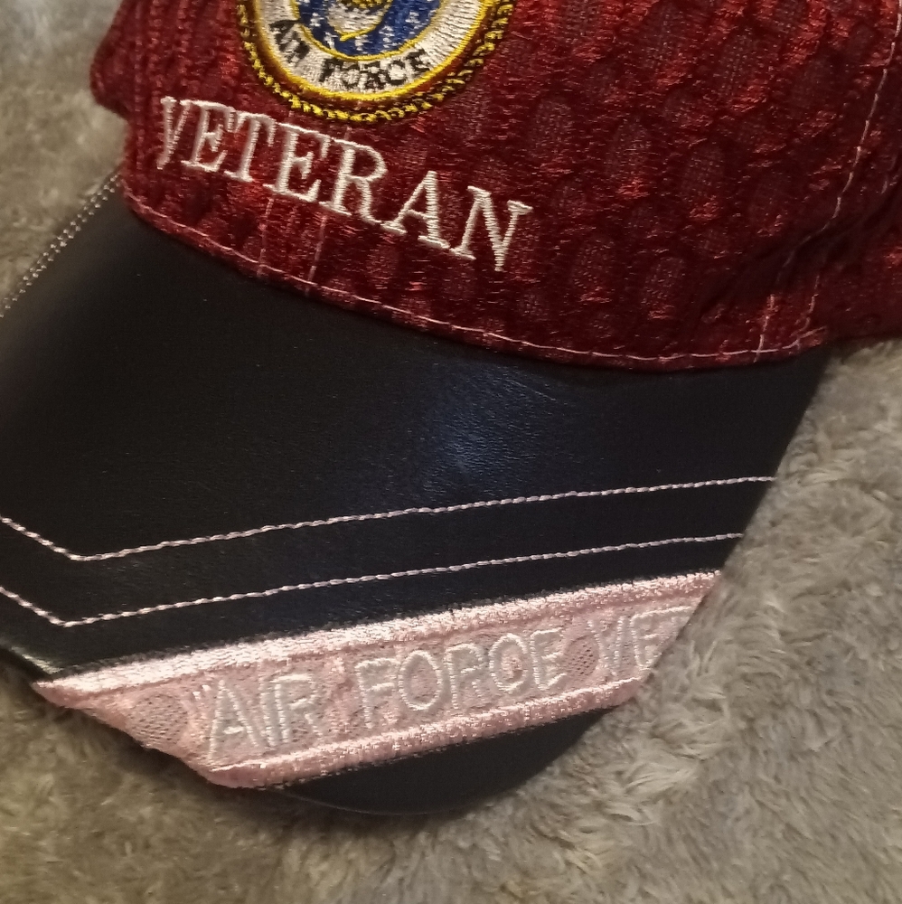 New hat - Picture 2 of 4